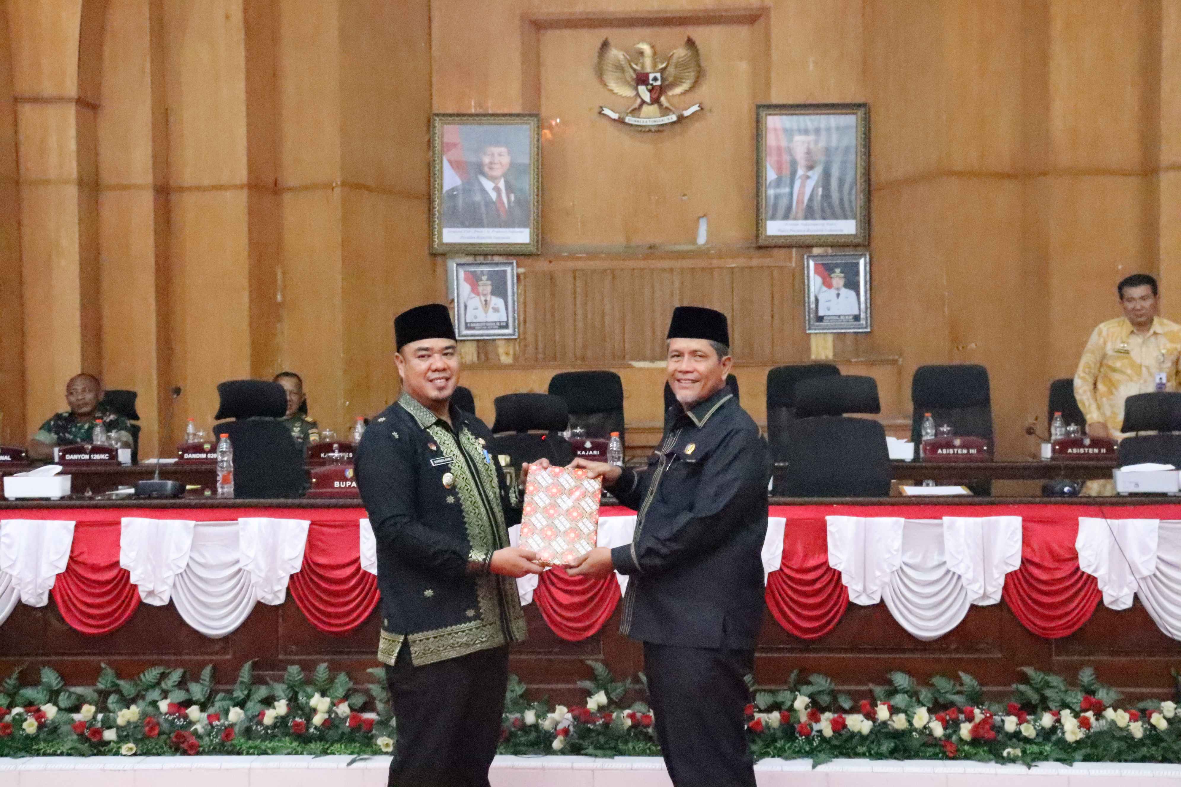 RAPAT PARIPURNA PENYAMPAIAN NOTA KUA-PPAS P.APBD TA.2025.