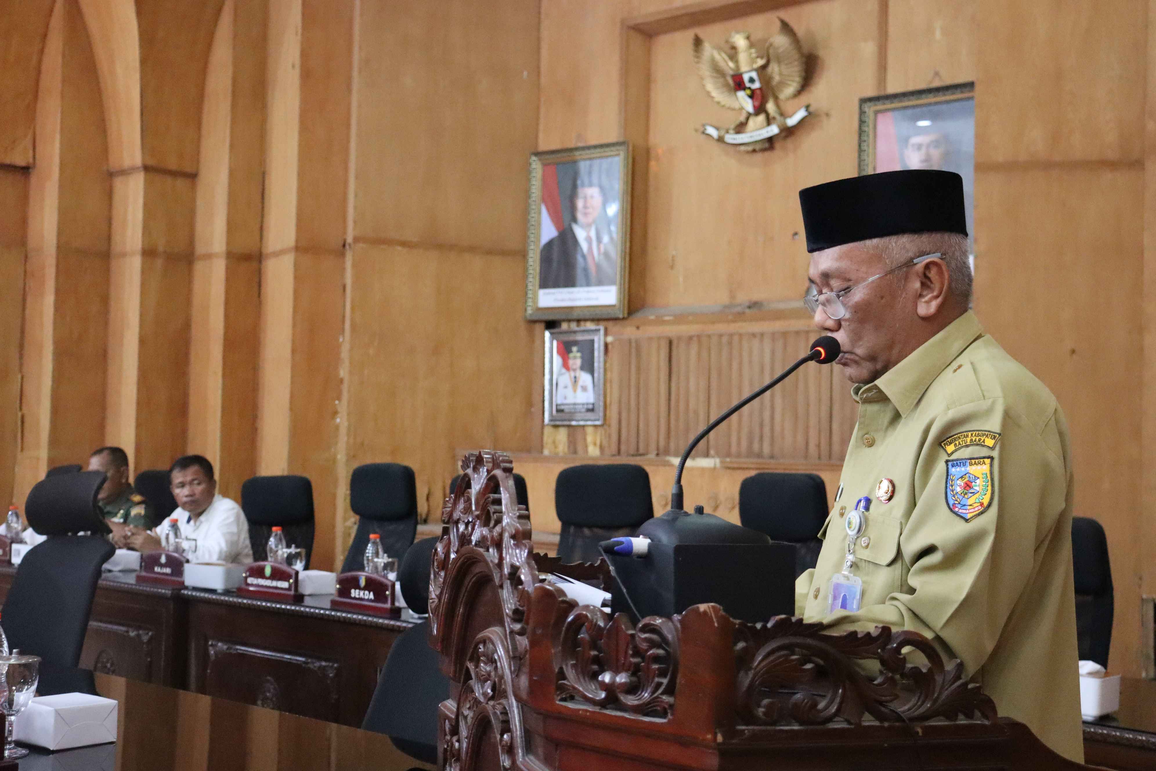 RAPAT PARIPURNA JAWABAN BUPATI TERHADAP PANDANGAN UMUM FRAKSI ATAS NOTA KUPA DAN PPAS P.APBD TA 2025.