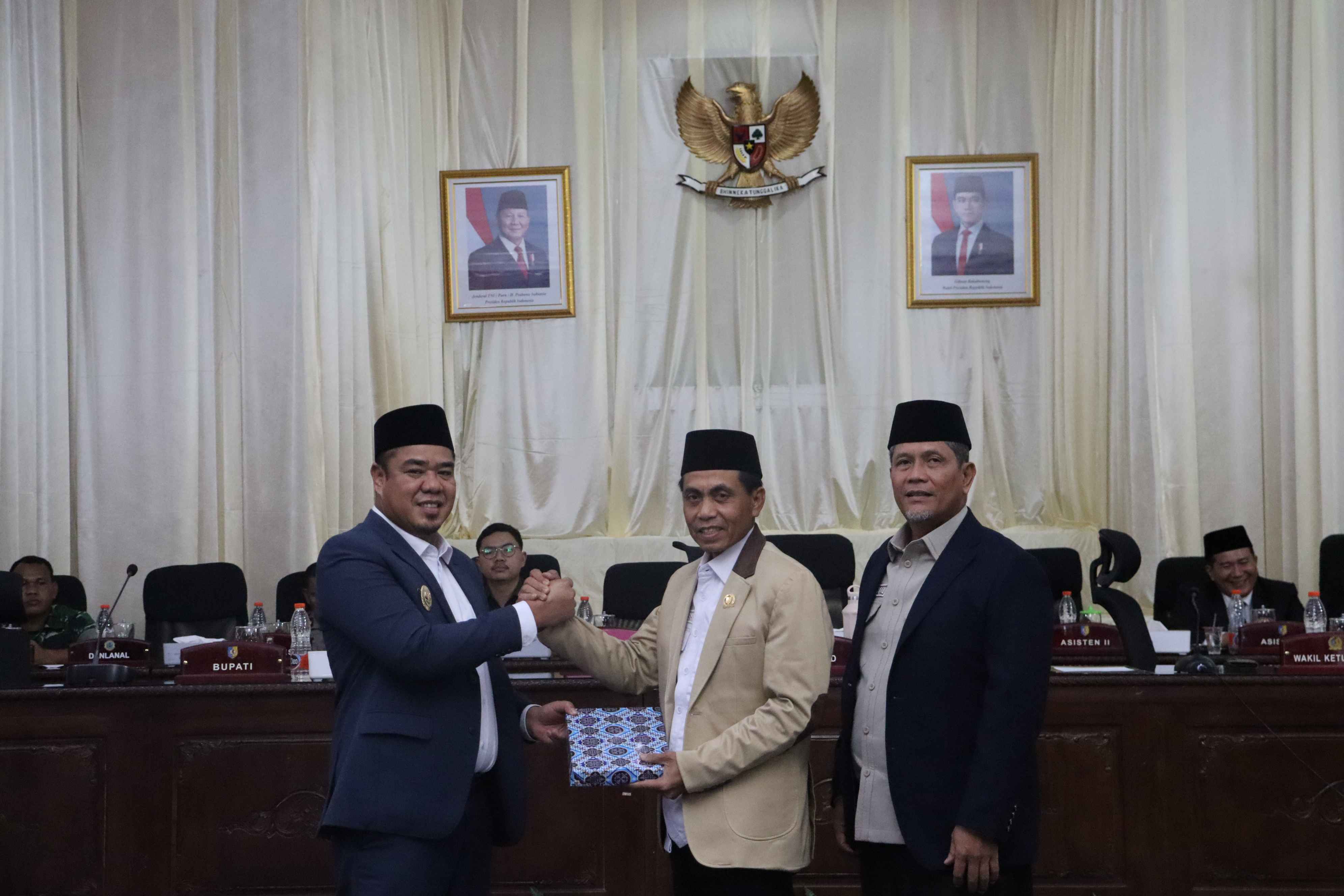 RAPAT PARIPURNA PENYAMPAIAN NOTA KUA-PPAS R.APBD TA.2026