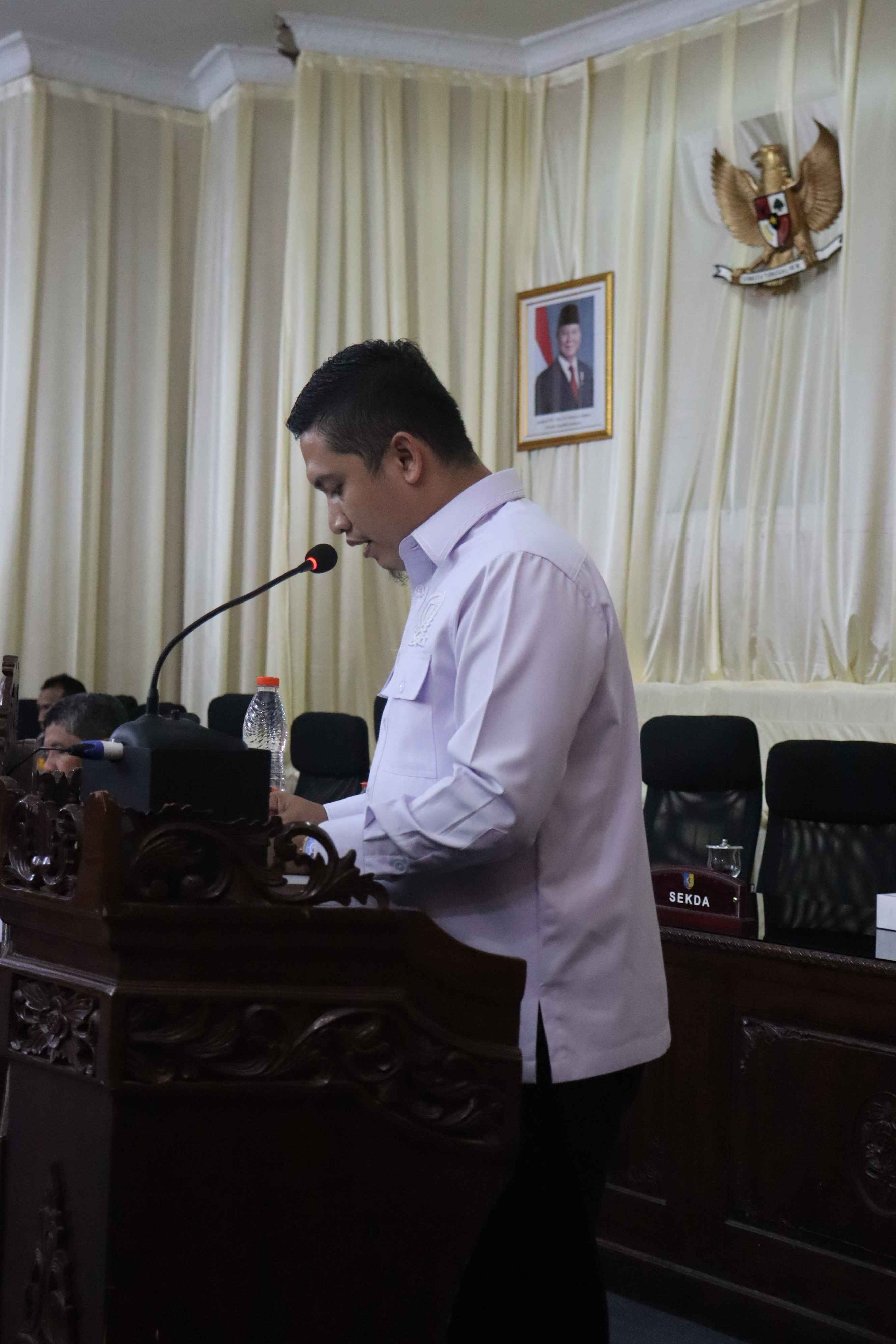 RAPAT PARIPURNA PANDANGAN UMUM FRAKSI ATAS NOTA KUA-PPAS R. APBD TA. 2026