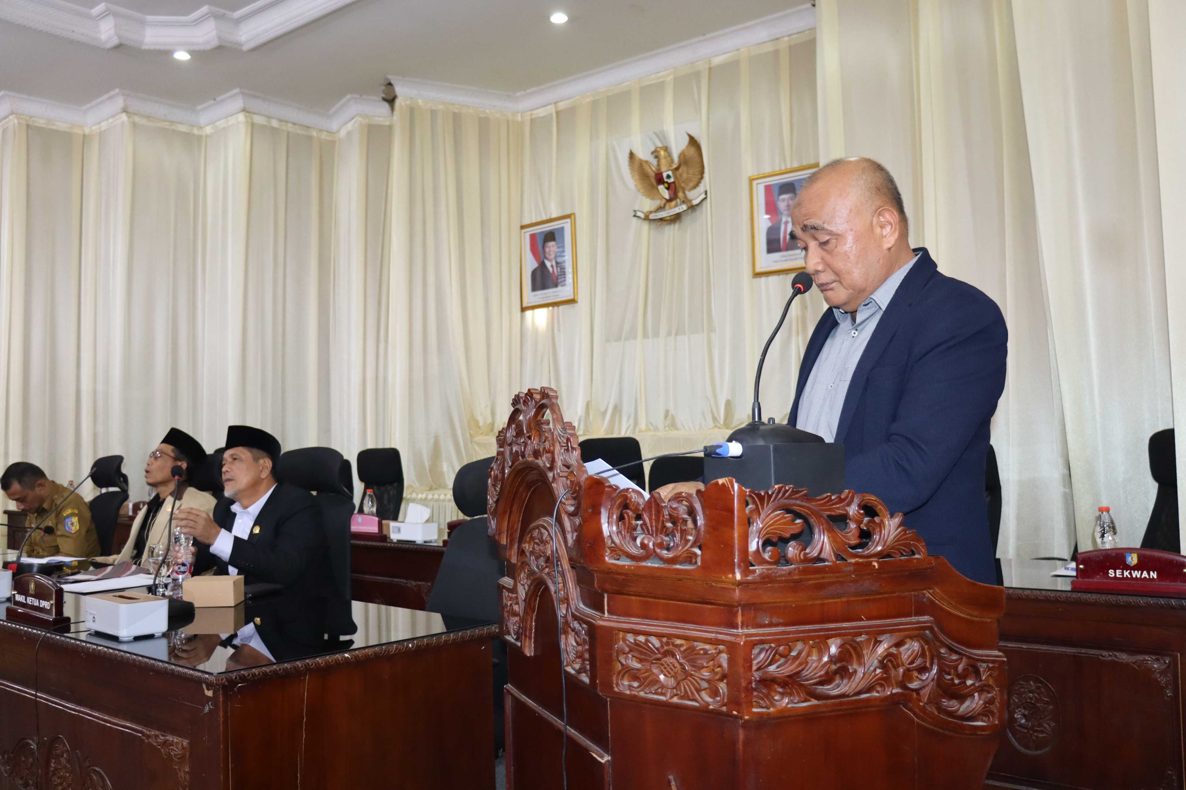 RAPAT PARIPURNA PENYAMPAIAN KETERANGAN PENJELASAN PEMBENTUKAN PANSUS PLASMA